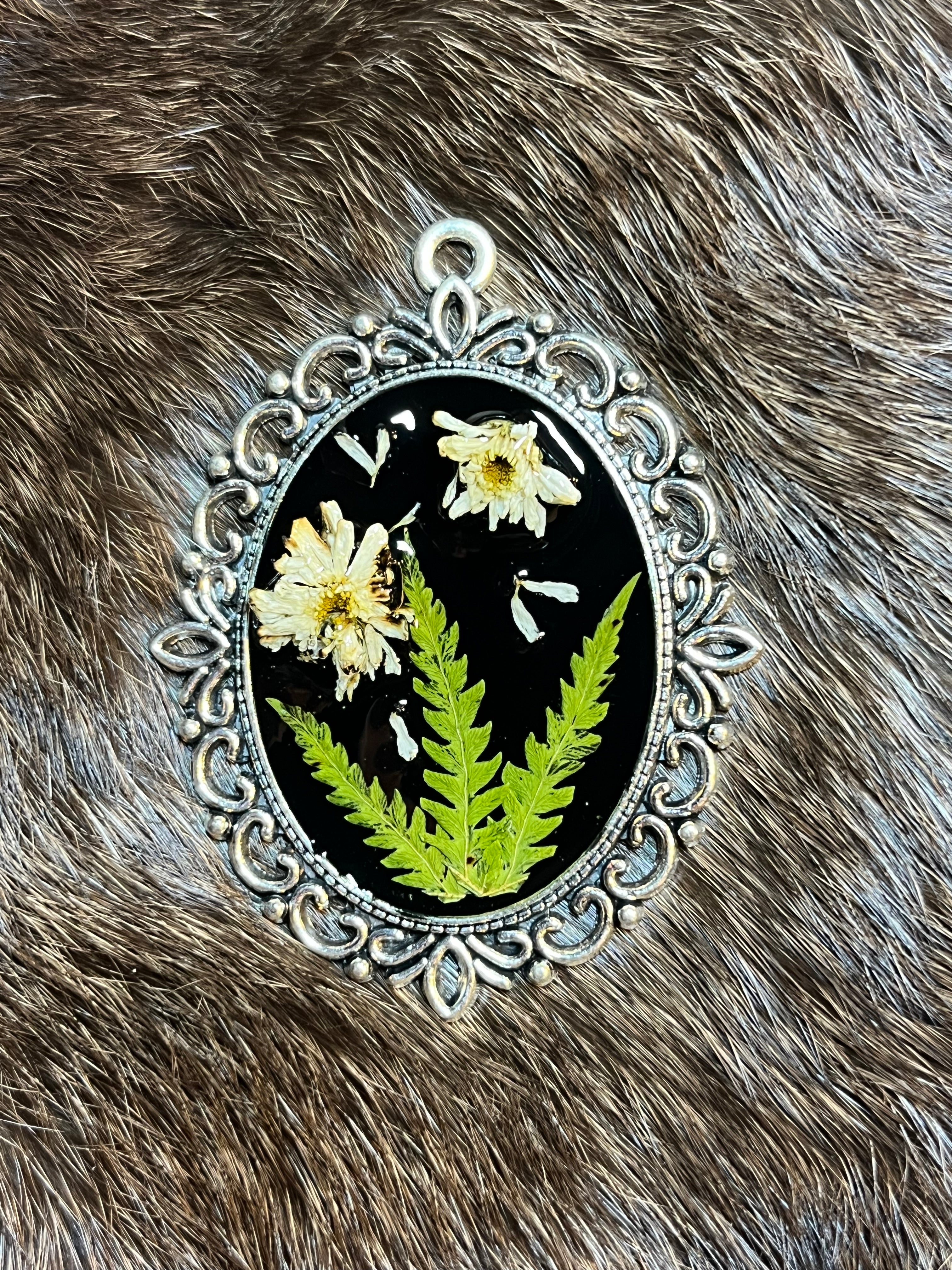 Sunday Frolic Cameo